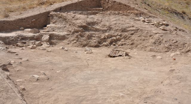 Yassıhöyük'te Kazılar Başladı