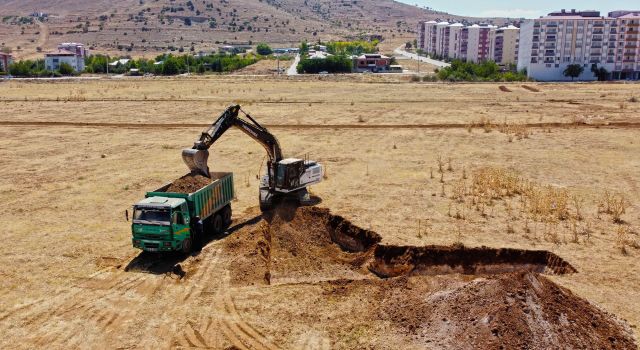 Afşin Millet Bahçesi’nde Çalışmalar Başladı