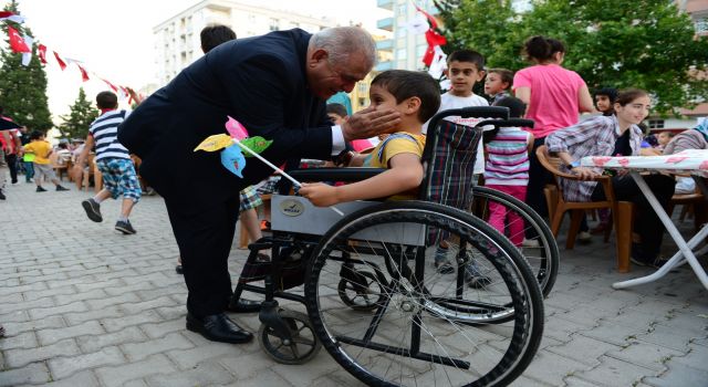 Başkan Mahçiçek, “Engel Bir Kusur Değildir”