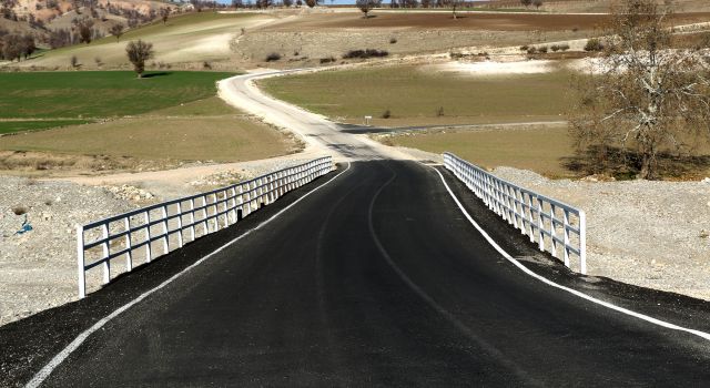 Sakarkaya’da Ulaşım Sorunu Büyükşehir’le Çözüldü