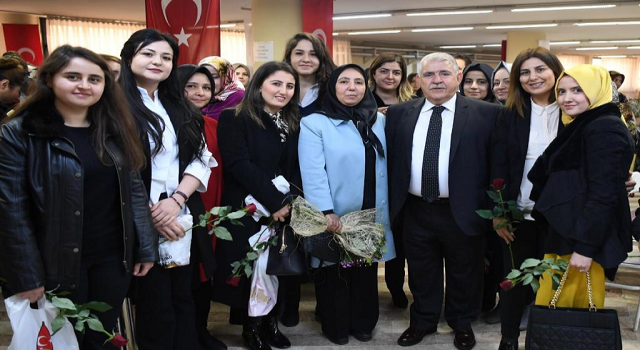 BAŞKAN MAHÇİÇEK’TEN 8 MART DÜNYA KADINLAR GÜNÜ MESAJI