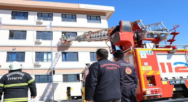 “DEPREM ANI VE TAHLİYE TATBİKATI” GERÇEKLEŞTİRİLDİ