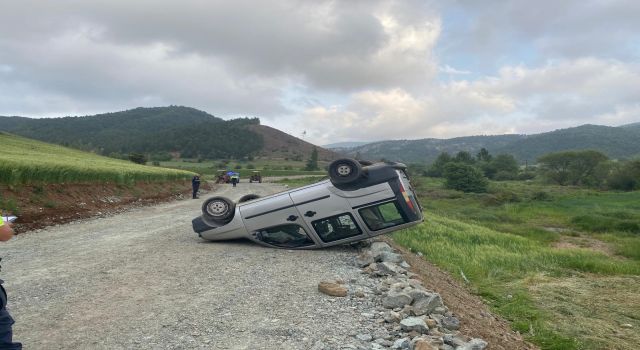 Kahramanmaraş’ta Hafif Ticari Araç Takla Attı: 1 Yaralı