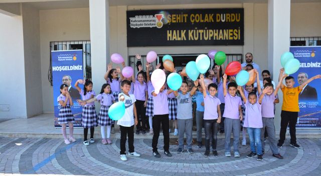 Büyükşehir Ekipleri Karne Gününde Öğrencilerle Bir Araya Geldi