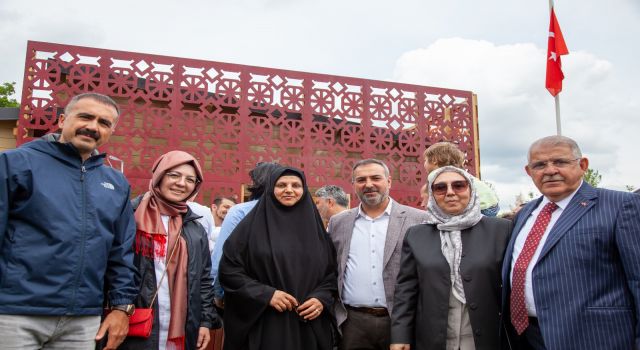 Başkanımız Hanefi Mahçiçek, Hollanda'da Ülkemizi ve Şehrimizi Temsil Etti