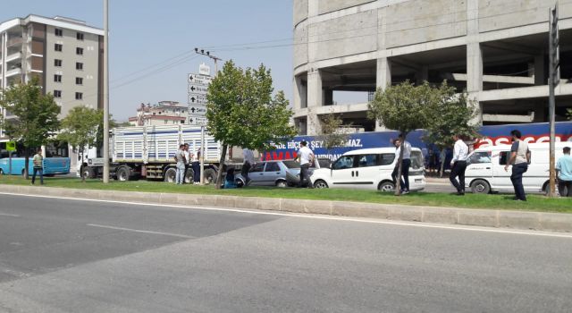 Doğukent'te Zincirleme Kaza