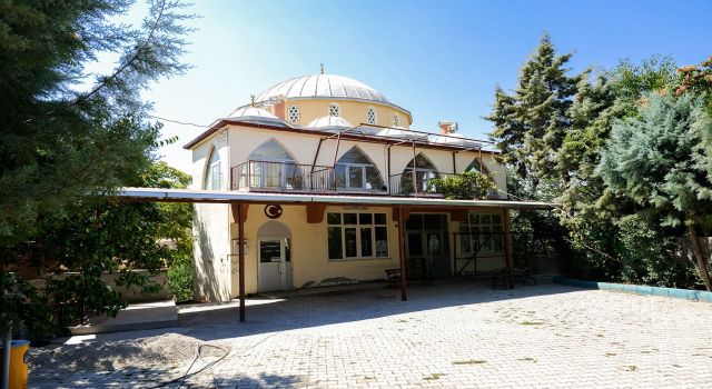 DULKADİROĞLU’NDAN İBADETHANELERE BAKIM VE ONARIM ÇALIŞMASI