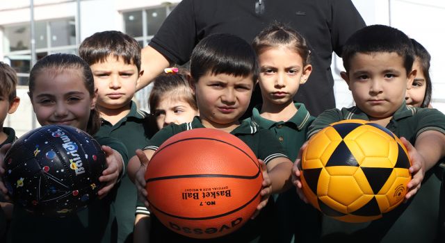 DULKADİROĞLU’NDAN, ATIK PİL TOPLAYAN ÖĞRENCİLERE HEDİYE