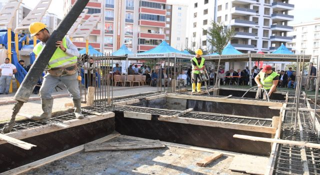 Muhtarlık Hizmet Binasının Temeli Atıldı