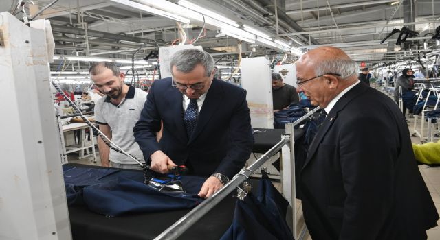 Başkan Güngör, Fabrika Çalışanlarıyla Bir Araya Geldi