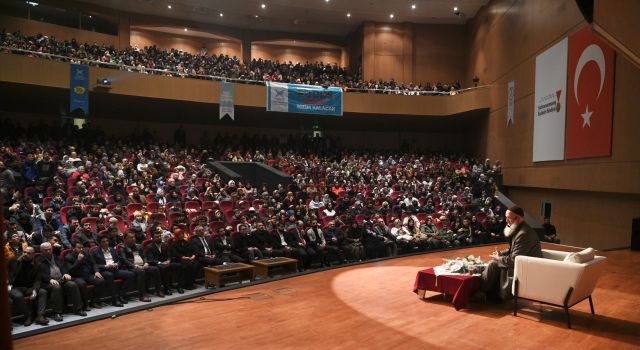 Başkan Güngör: “Gençlik Faaliyetlerimiz Artarak Devam Ediyor”