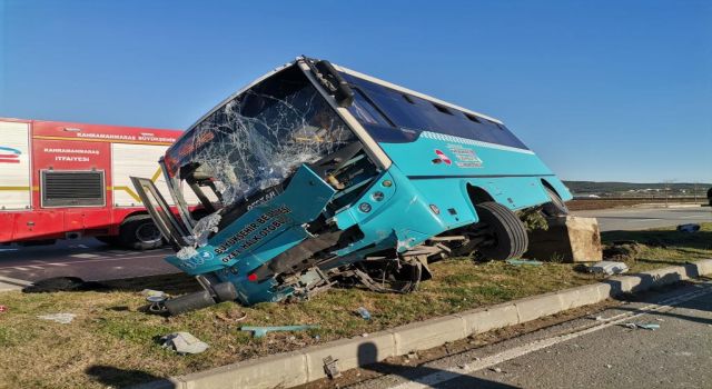 Kahramanmaraş’ta Halk Otobüsü Devrildi: 1’i Ağır 10 Yaralı 