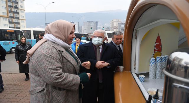 Onikişubat Belediyesi’nden Öğrencilere Sıcak Çorba, Simit ve Çay İkramı