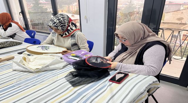 Üreten Kadınlar, Onikişubat Belediyesi Bilgi ve Kültür Evleri’nde Buluşuyor