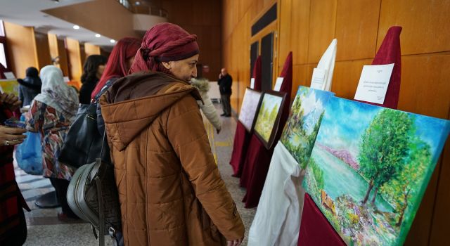 Büyükşehir’in Resim Sergisine Yoğun İlgi