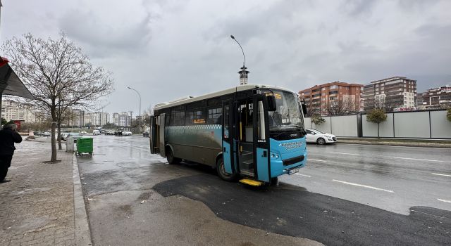 Büyükşehir Günlük 25 Bin Yolcunun Ücretsiz Ulaşımını Sağlıyor