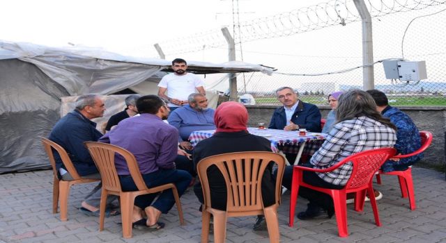 Başkan Güngör, Geçici Barınma Merkezinde Vatandaşlarla Buluştu