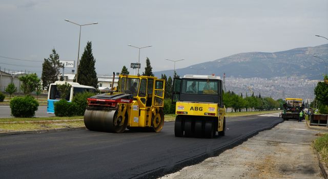 Büyükşehir, Genç Osman Servis Yolu’nun Asfaltını Yeniliyor