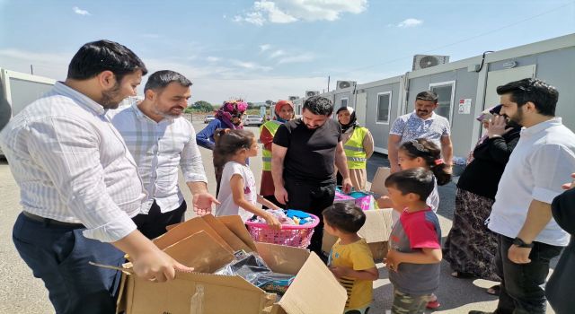 TÜGVA Deprem Bölgesinde Gönüllere Dokundu