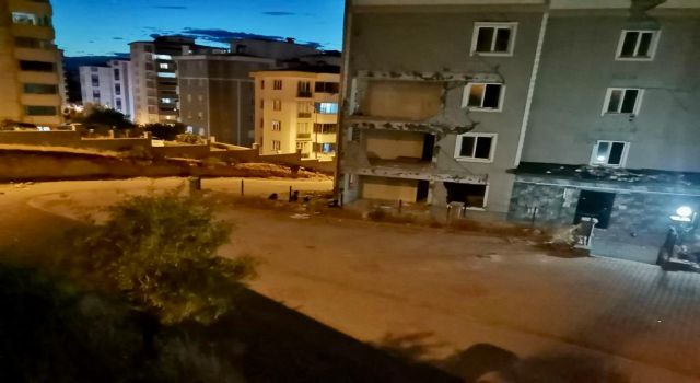 Kahramanmaraş’ta ellerinde sopalarla hırsızı kovaladılar 