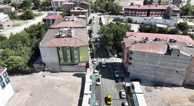 Ahmet Karacabey Caddesi Yenilenen Yüzüyle Elbistanlıların Hizmetine Sunuldu