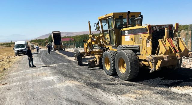 Elbistan’nın Kırsal Mahallelerinin Ulaşımı İyileştiriliyor