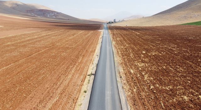 Kırsal Mahalle Yolları Büyükşehir’le Yenileniyor