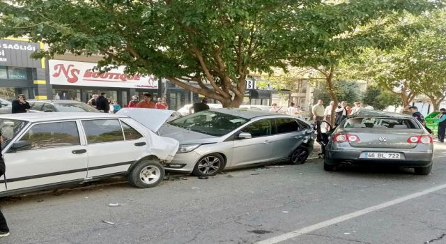 Zincirleme trafik kazası