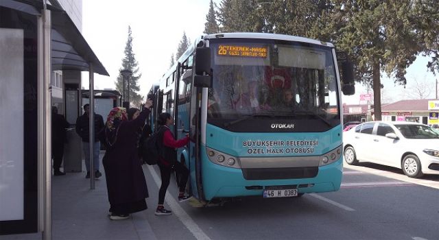 Büyükşehir’in Ücretsiz Toplu Taşıma Hizmeti Kadınların Beğenisini Kazandı