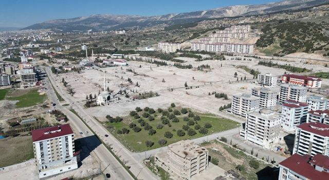 BAŞKAN AKPINAR’DAN DOĞUKENT, GÜNEŞEVLER VE GÜNEŞLİ KOCABAŞ KONUTLARI İLE İLGİLİ AÇIKLAMA