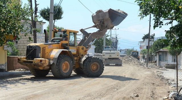 Büyükşehir, Kazım Karabekir Mahallesi’nin Ana Caddesini Sıcak Asfaltla Buluşturacak