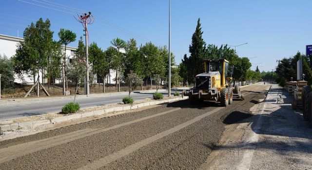 Büyükşehir, Onikişubat’ta Organize Sanayi ve Kavlaklı’nın Ulaşımını İyileştiriyor