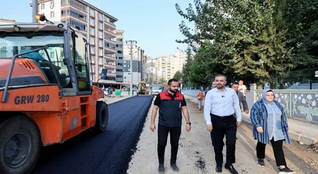 Başkan Toptaş, Tekerek Mahallesi’ndeki asfalt çalışmalarını yerinde inceledi