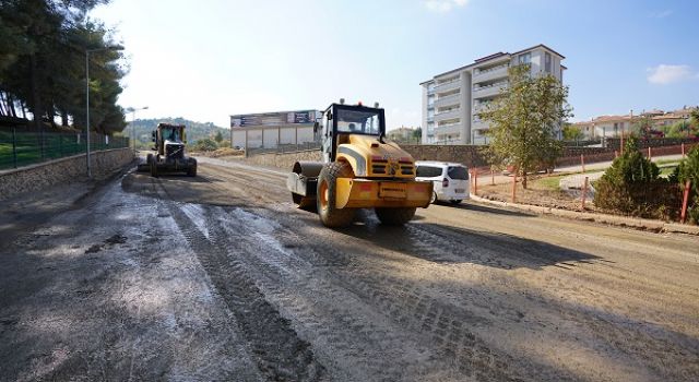 Büyükşehir, Türkoğlu’nda Caddeleri Yeniliyor