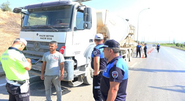 Büyükşehir’den Ağır Tonajlı Araçlara Sıkı Denetim