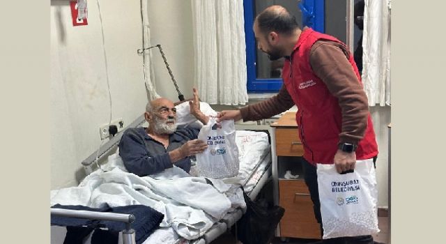 Onikişubat Belediyesi, hasta ve yakınlarına moral oldu