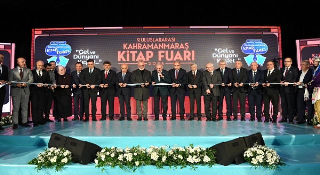 Anadolu’nun En Büyük Kitap Fuarı Kapılarını Misafirlerine Açtı