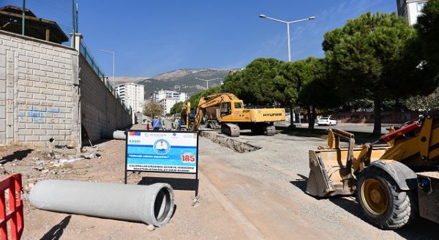 Büyükşehir, Ahır Dağı Caddesi’nde Altyapı İmalatlarına Hız Verdi