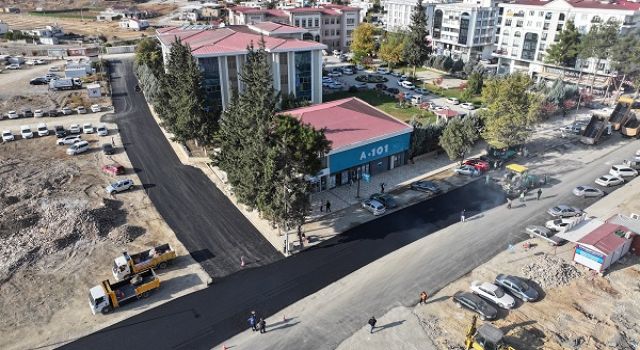 Daha Ulaşılabilir Türkoğlu İçin Büyükşehir Yol Yatırımlarını Sürdürüyor