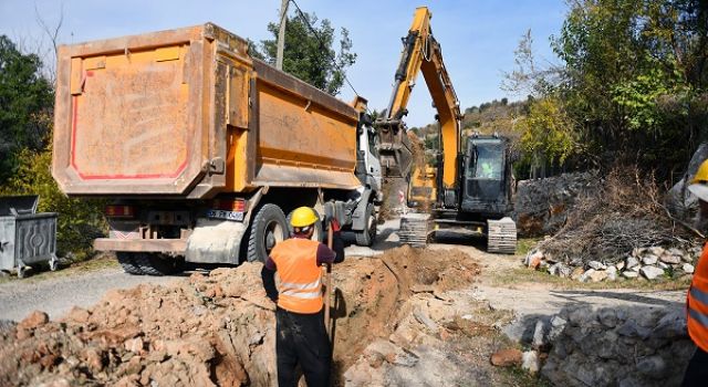 Bir Mahallenin Daha İçmesuyu Sorunu Çözüme Kavuşuyor