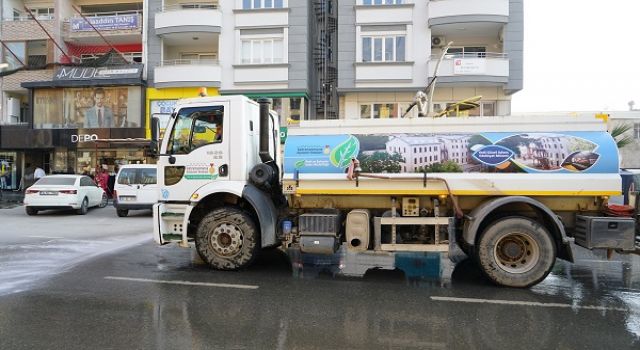 Büyükşehir, Temizlik Seferberliğini Sürdürüyor