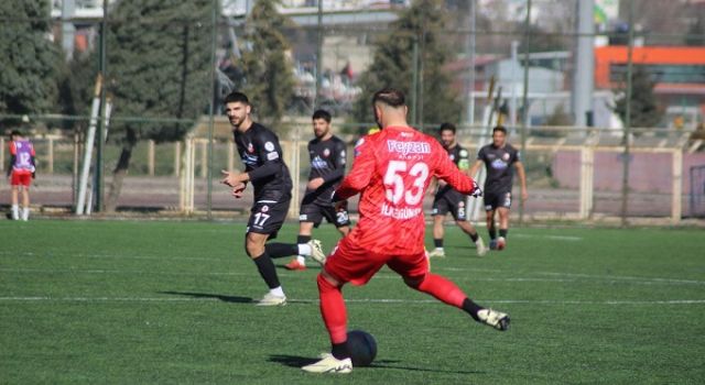 Kahramanmaraş Spor Evi’nde Muşspor’a 1-3 yenildi 