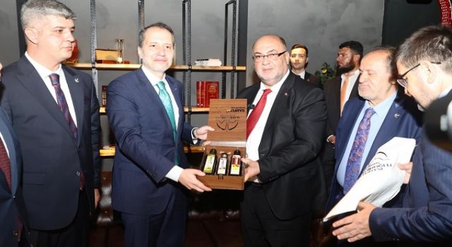 YENİDEN REFAH PARTİSİ GENEL BAŞKANI FATİH ERBAKAN’DAN DULKADİROĞLU’NA ANLAMLI ZİYARET