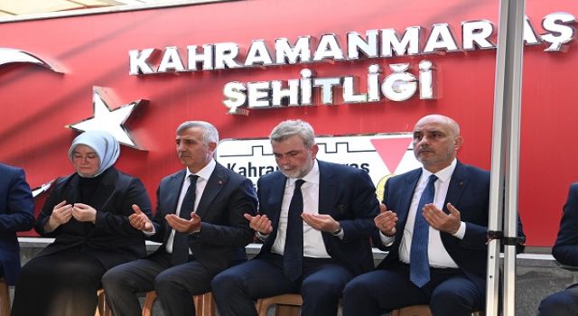 Şehitler Kabri Başında Dualarla Anıldı