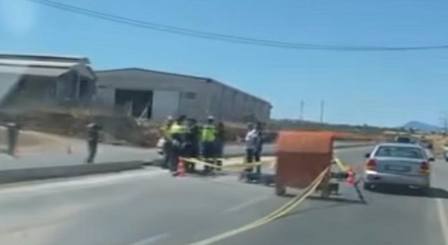 İş makinesinin çarptığı çocuk öldü ağabeyi ağır yaralandı