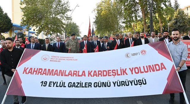 Kahramanmaraş’ta Gaziler Günü Kortej Yürüyüşü Gerçekleştirildi
