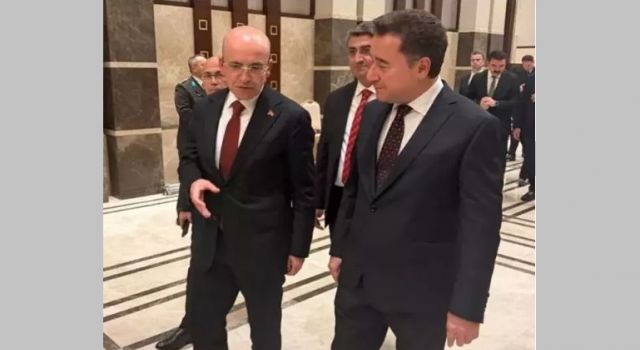 Ali Babacan ekonominin başına geçeceği iddialarına yanıt verdi