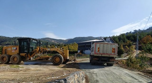 Onikişubat Belediyesi, 10 kırsal mahallede ulaşım ağını güçlendiriyor