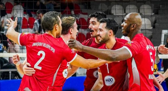 Onikişubat Belediyespor Ligi Ezdi Geçti