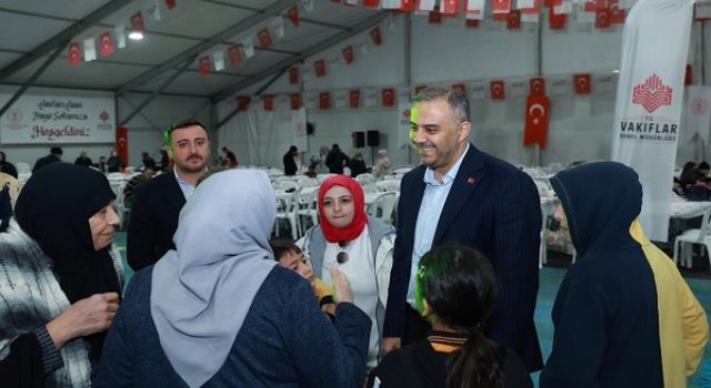 Başkan Toptaş, Ramazan’ın bereketini vatandaşlarla aynı sofrada paylaştı